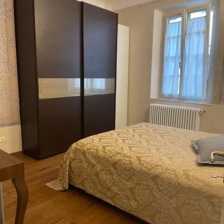 Apartment Center, Quiet, Large And Fine Apartment,